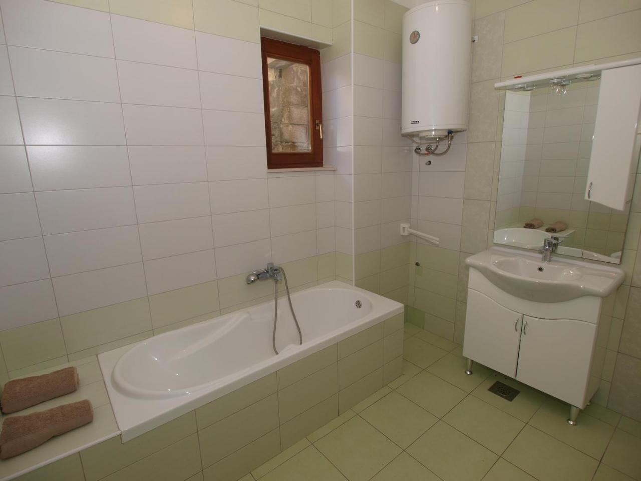 Apartments Emil 769 法扎纳 外观 照片